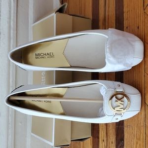 Michael Kors Fulton Flat Optic White Size 7.5